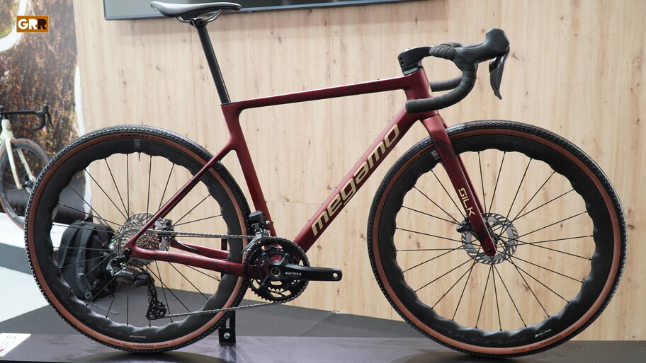 Megamo Silk GRX Di2 2025