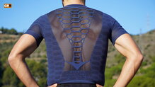 Q36.5 Base Layer: Con la zona de la espalda muy abierta